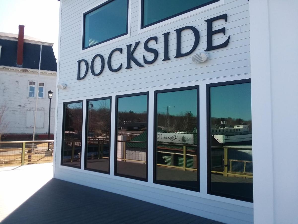 Dockside Inn And Tavernグリーンビル エクステリア 写真